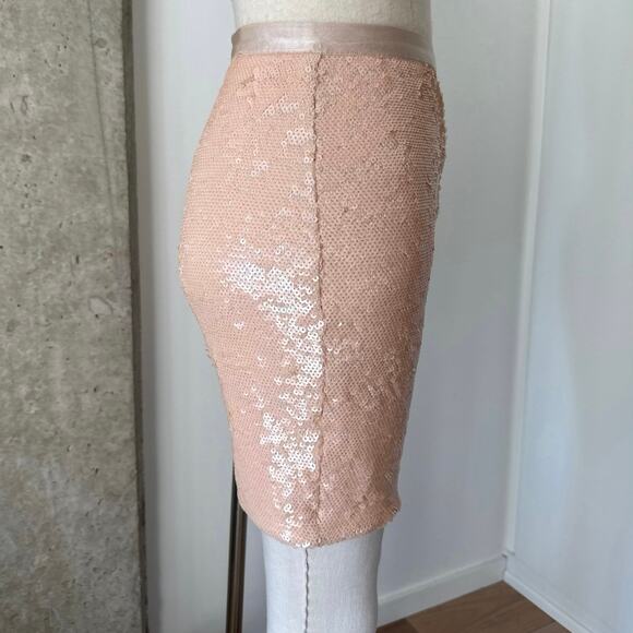 L’academie pink sequin shorts SZ XS - Picture 2 of 5